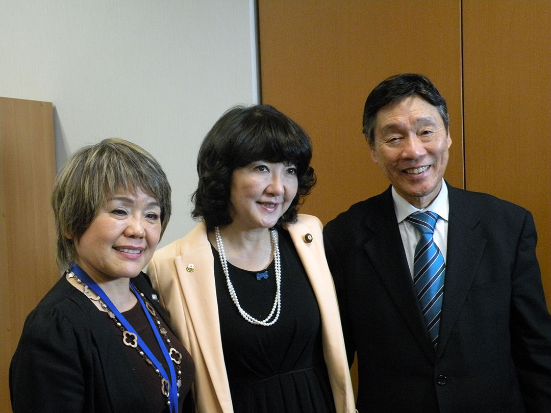 参議院会館において、番組収録風景　６枚目